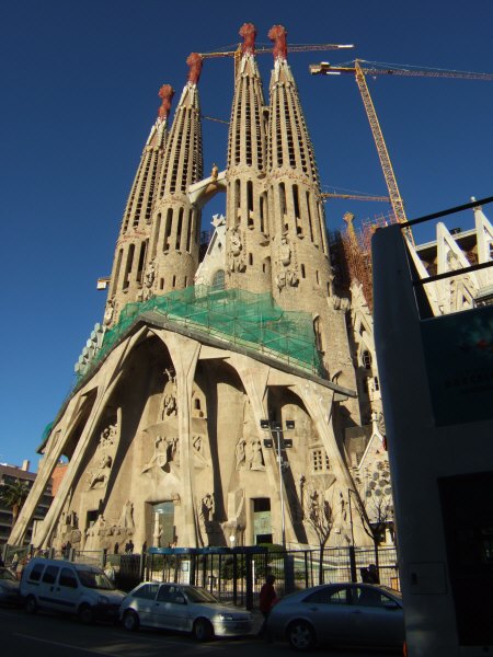 エスパーニャSPAINカタルーニャ地方・バルセロナ市街地の風景サグラダ・ファミリア(聖家族教会)サグラダ・ファミリアtemplo de la Sagrada Familiaアントニ・ガウディ