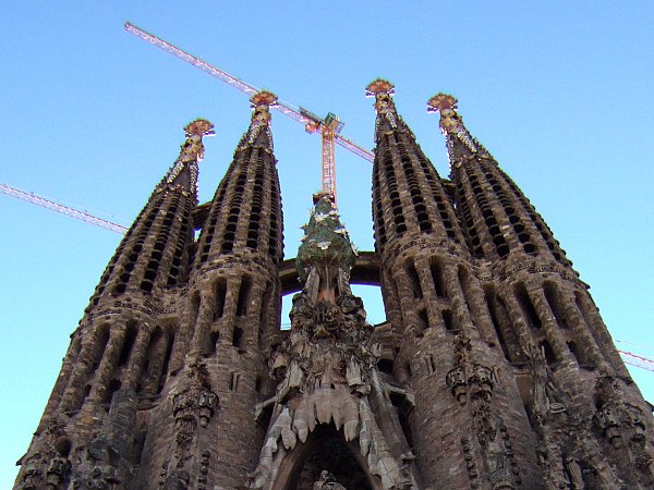 エスパーニャSPAINカタルーニャ地方・バルセロナ市街地の風景サグラダ・ファミリア(聖家族教会)サクラダファミリアtemplo de la Sagrada Familiaアントニ・ガウディ