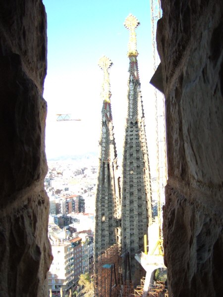 エスパーニャSPAINカタルーニャ地方・バルセロナ市街地の風景サグラダ・ファミリア(聖家族教会)サクラダファミリアtemplo de la Sagrada Familiaアントニー・ガウディ