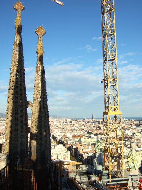 エスパーニャSPAINカタルーニャ地方・バルセロナ市街地の風景サグラダ・ファミリア(聖家族教会)サクラダファミリアtemplo de la Sagrada Familiaアントニ・ガウディ建設現場