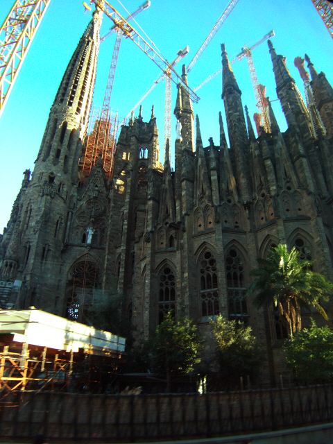 エスパーニャSPAINカタルーニャ地方・バルセロナ市街地の風景サグラダ・ファミリア(聖家族教会)サクラダファミリアtemplo de la Sagrada Familiaアントニ・ガウディ