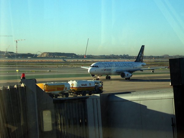 エスパーニャSPAINカタルーニャ地方・バルセロナ空港BCNバルセロナプラット空港Airbus A320-232 EC-INM