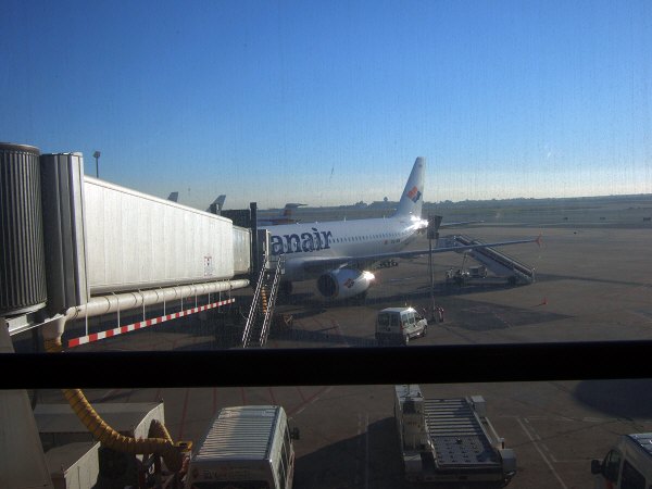 エスパーニャSPAINカタルーニャ地方・バルセロナ空港BCNバルセロナプラット空港SPANAIR EC-IMB エアバスAIRBUS A320-200