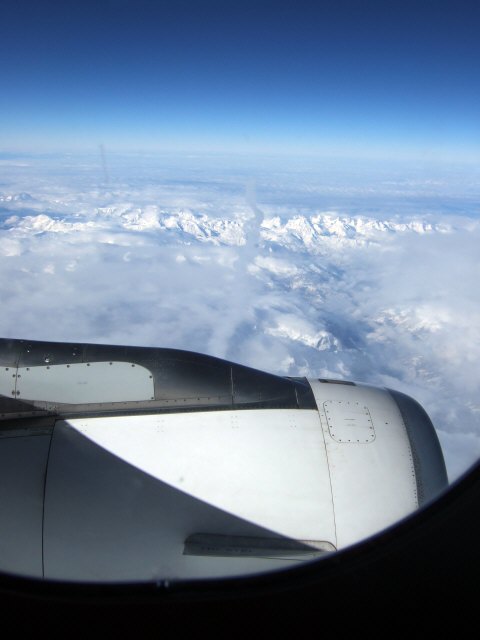 SPANAIR EC-IMB エアバスAIRBUS A320-200スイスアルプスの山々空から見たアルプス山脈