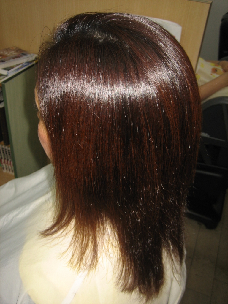 ヘアスタイル ビフォーアフター 美容室 髪の量を減らす