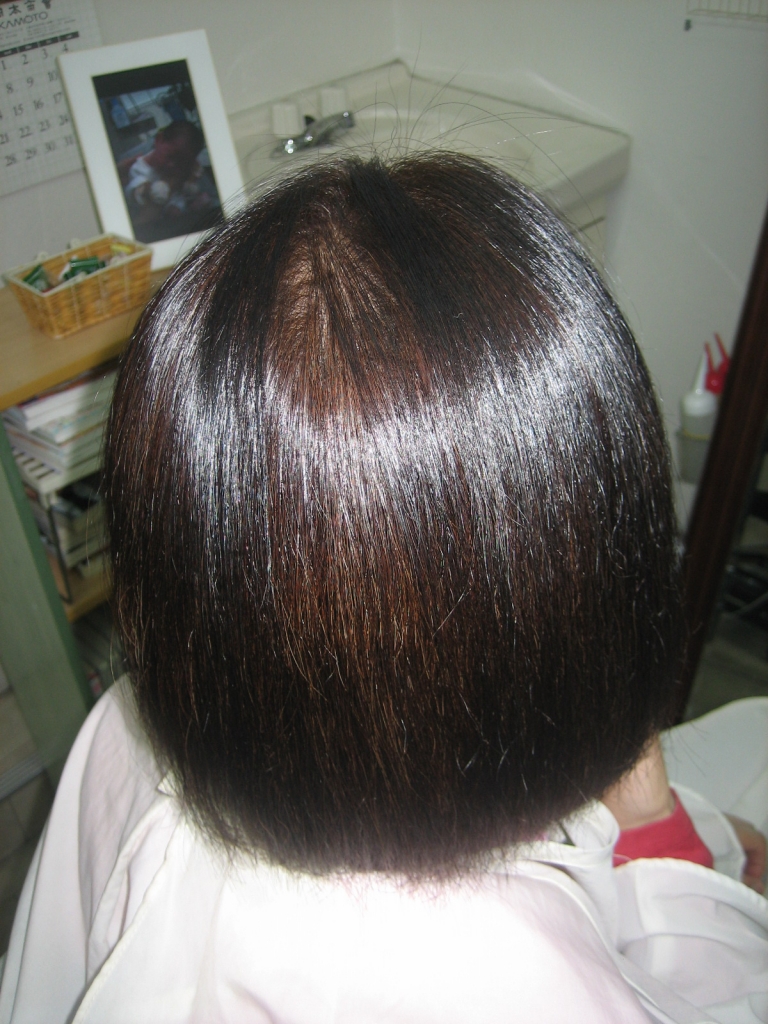 京都で美容院で失敗された　滋賀の美容室で失敗された　美容室トラブル　ビビリ毛