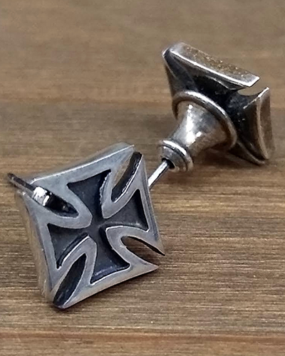 シルバー925ピアス -アイアンクロス- | KRAZY ROD WEBSHOP NEWS
