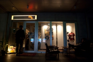 外から見たお店