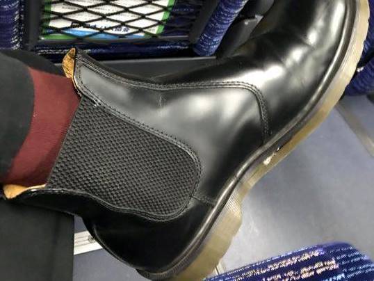 solovair greasy dealer boot