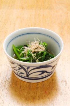 つくしさん はお任せで家庭料理のお店 この日はおひたしも...