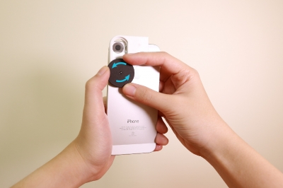 μHandyをスマホにセット