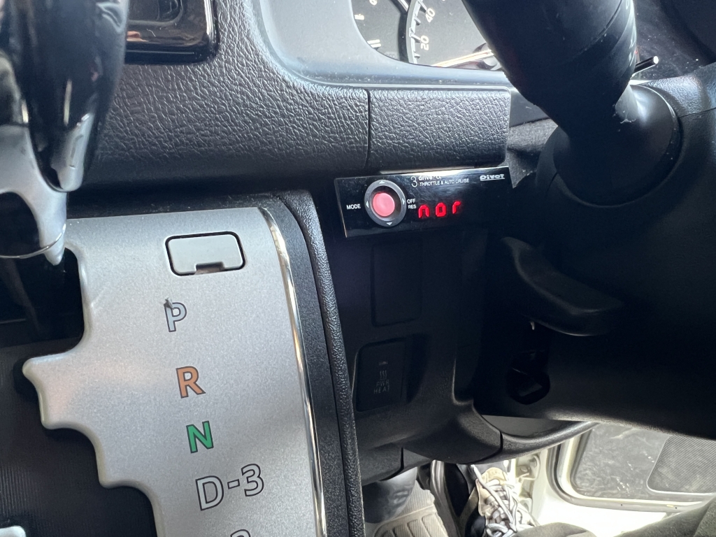 トヨタ ハイエース スーパーGLに、クルーズコントロールの