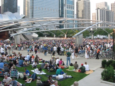 20090814_Pritzker_Pavilion_on_Beethovens_9th_Day_(2).jpg