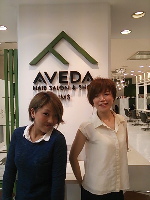 期待のスタイリストデビュー F Aveda F アヴェダ のブログ 福岡 美容室