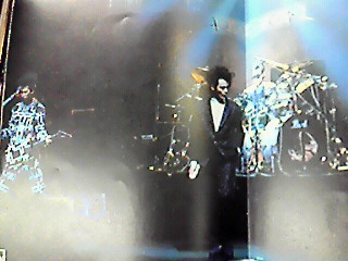 6/21 BOOWY 1986ツアーパンフ JUST A HERO 武道館 | ロックな古本屋ブログ