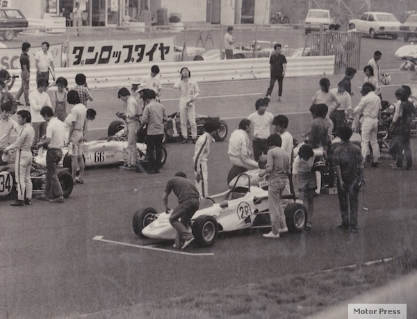 ESSO RACING TEAM アウグスタ 戸張薫