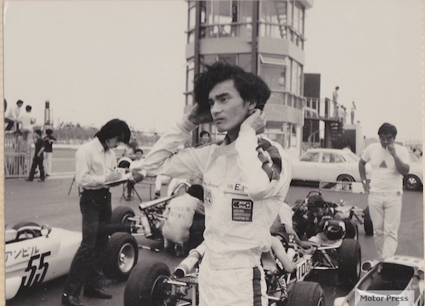 ESSO RACING TEAM アウグスタ 戸張薫