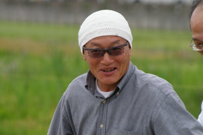 苦笑