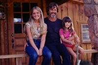 Kris Kristofferson with daughters, Tracey and Casey