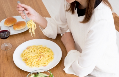 宝くじ一枚買っても一食分のお金は出ていく