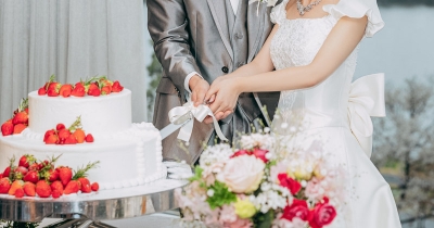 結婚式に代理出席するアルバイト