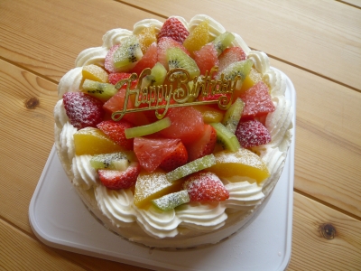 歳のお誕生日ケーキ アサヒ開発株式会社 スタッフブログ