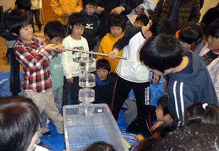 大気圧のサイエンスショー