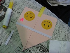 飛行機凧を作ろう