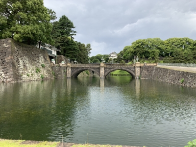 正門石橋