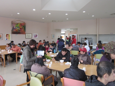豚汁・軽食振る舞い