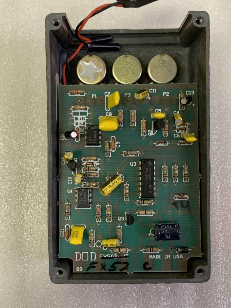 DOD FX52 CLASSIC FUZZ | ギターの音が聴こえたら。