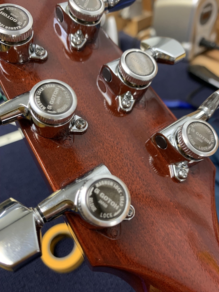 Ibanez  AGS83B セミアコ GOTOHロックペグ交換済 Ibanez AS-153 セミアコのペグ交換！！ | レイクサイド工房