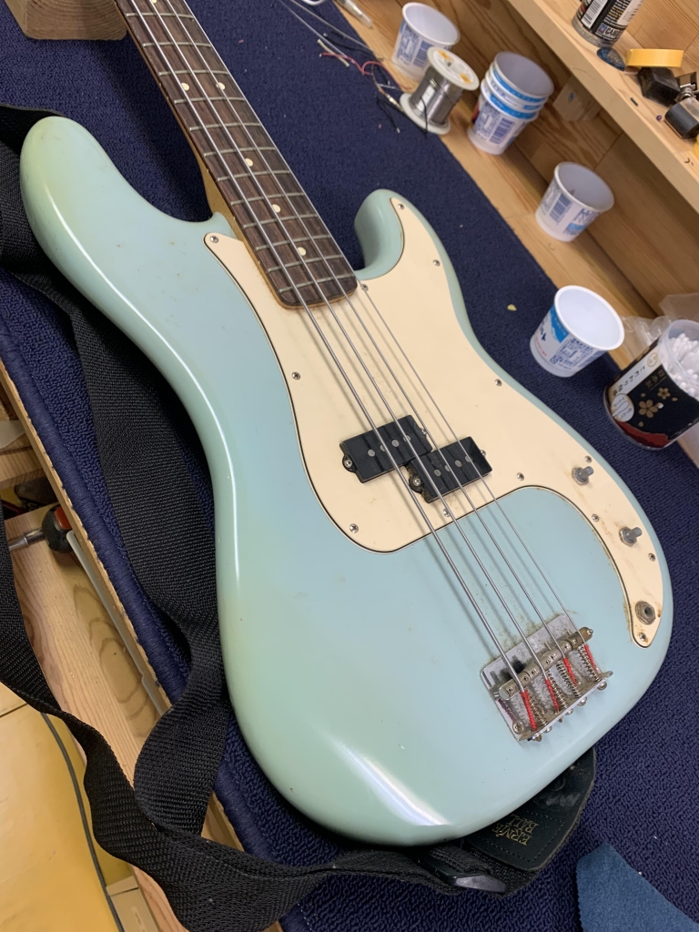 魔改造 フレットレス プレシジョン ベース BASS 送料込 音出しOK