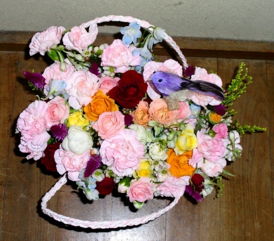 お見舞いの生花アレンジメントをお送りいたしました!