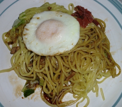 今日のお昼ご飯は「横手風焼きそば」でした
