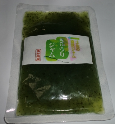 きゅうりのジャムってキウイの様で美味しいです