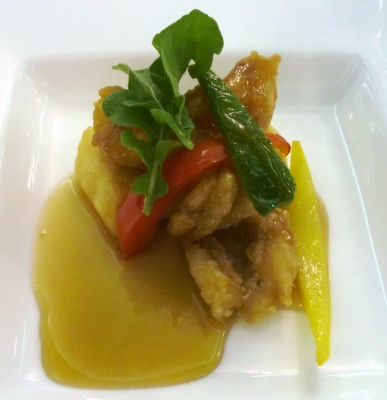 昨日、嫁さんは、山の手ホテルで講演会にてランチ食べました!