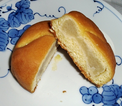 今日のおやつは「讃岐富士」でした!