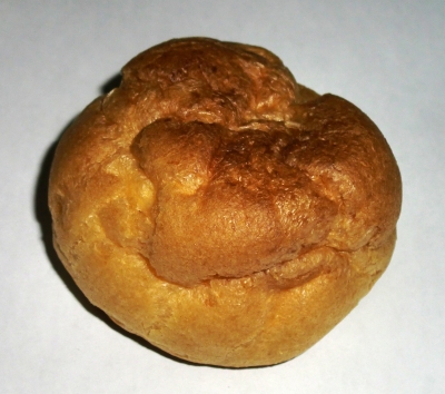 今日のおやつは「ミニシュークリーム」でした