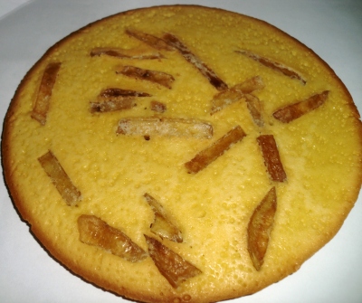 今日のおやつは「ぼうしみみ芋けんぴ入りパン」でした