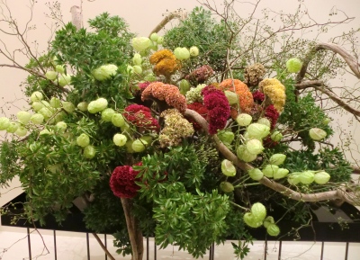 先週の土曜日に生け花展に行って来ました
