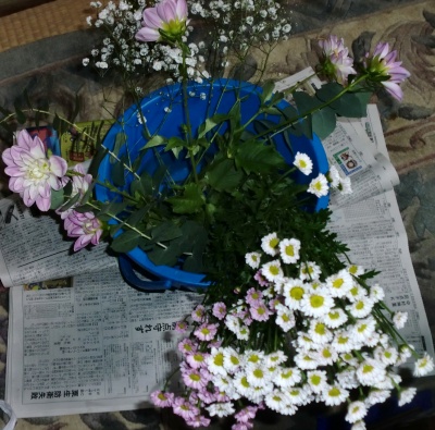仏事の生花アレンジメントの仕入れに行きました