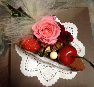 知り合いにお祝いとしてお手製のアレンジ送りました