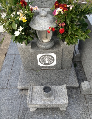 22日は亡き母の月命日なのでお墓参りへ