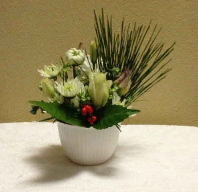 今晩宅配にて配送する生花アレンジメント・しめ縄飾り