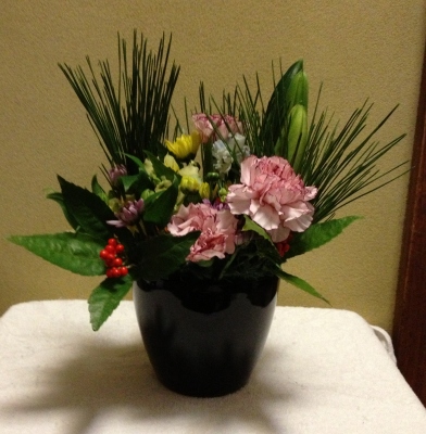 今晩宅配にて配送する生花アレンジメント・しめ縄飾り