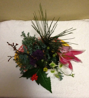 お正月の生花アレンジメントも店頭販売として発売中