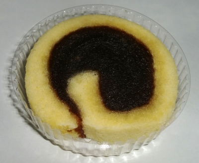 今日のおやつは「六時屋のタルト」でした
