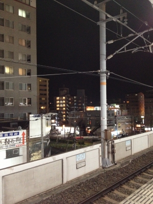 松山へ帰る高速バスの時間もあったので早めに街のあかりを出ました