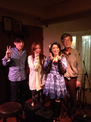 今回は平日に堺へ行って「すずきゆい」さんのライブを楽しみました